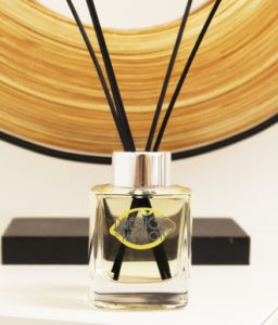 Diffuseur de parfum main image 0